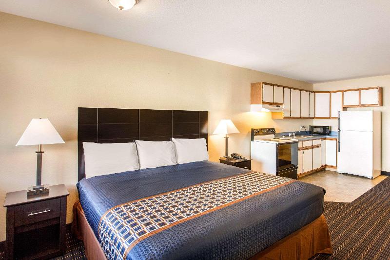 اتاق استاندارد با تخت بزرگ, Rodeway Inn Coeur D Alene