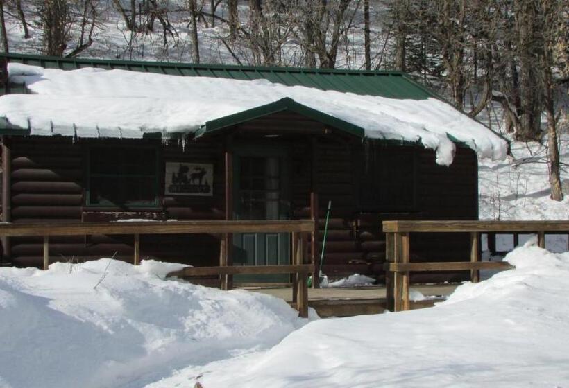 Cabin, Spearfish Canyon Lodge