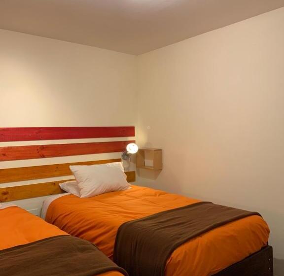 اتاق اکونومی, Gaia House Hostel