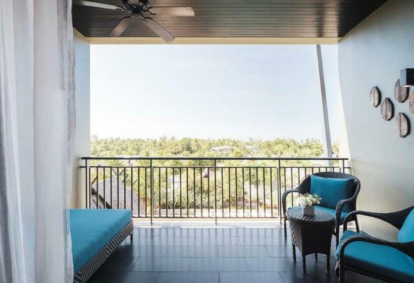 سوییت, Avani+ Mai Khao Phuket Suites