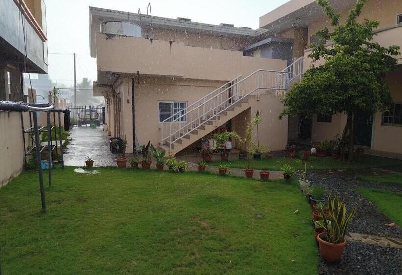 اتاق استاندارد, Oh My House