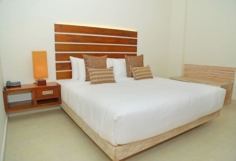 اتاق استاندارد, Cloud 9 Negombo