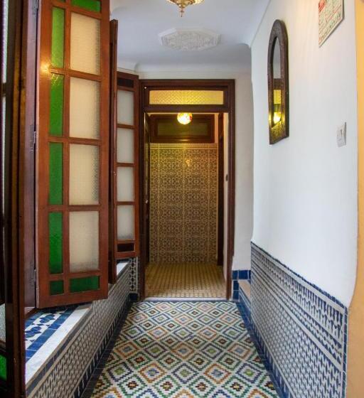 Habitación Triple Estándar, Riad Baba