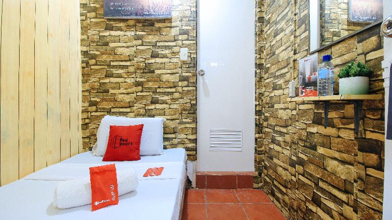 اتاق استاندارد یک نفره, Reddoorz Near Owwa Pasay