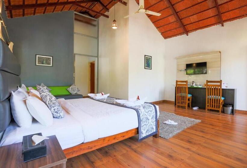 اتاق استاندارد با تخت بزرگ, The Blossom Resort, Chikmagalur