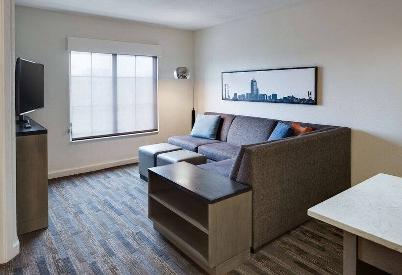 Suite Adapted for people with reduced mobility, Hyatt House Boston/waltham