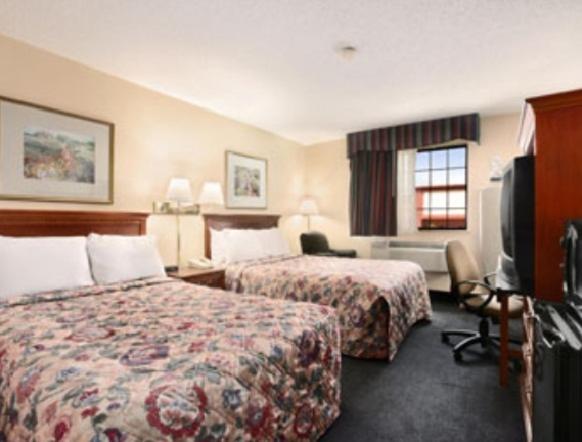 Deluxe Room, Days Inn By Wyndham Keene Nh