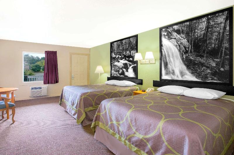 Standaardkamer met Queensize Bed, Super 8 By Wyndham Christiansburg