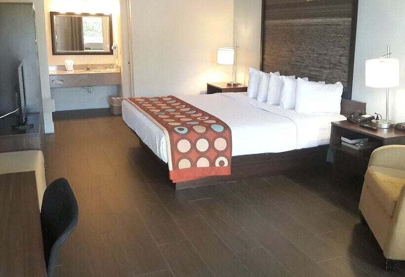 Quarto standart cama de casal, Super 8 By Wyndham Florida City/homestead/everglades