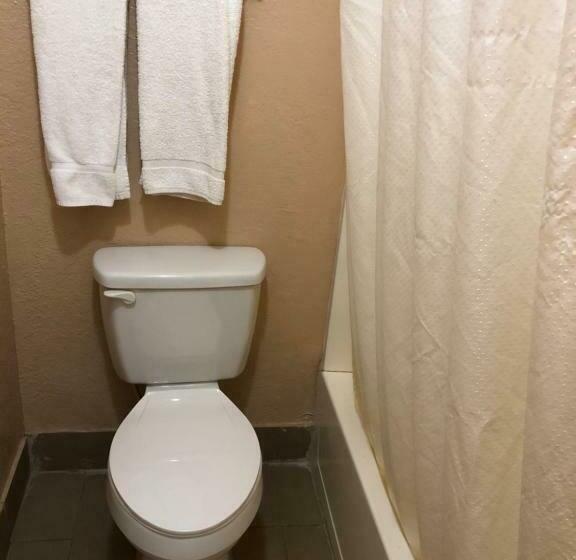 اتاق لوکس یک تخته, Lone Star Inn