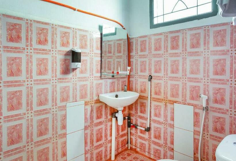 اتاق استاندارد, Oyo 2903 Putri Residence Syariah
