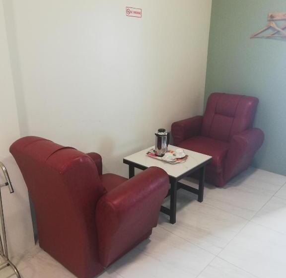 اتاق لوکس, Supreme Hotel Yangon