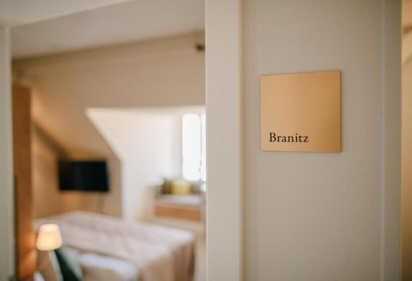 اتاق استاندارد, Cavalierhaus Branitz