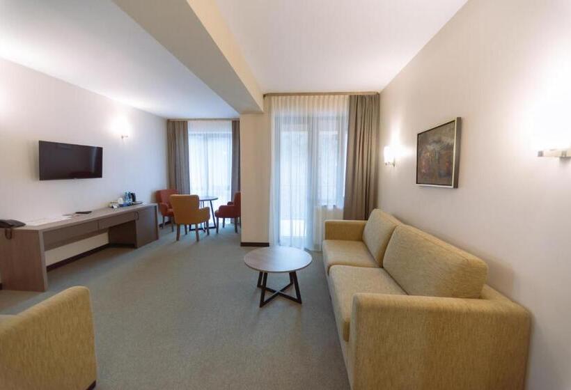 Cameră Familiară, Dilijazz Hotel & Restaurant