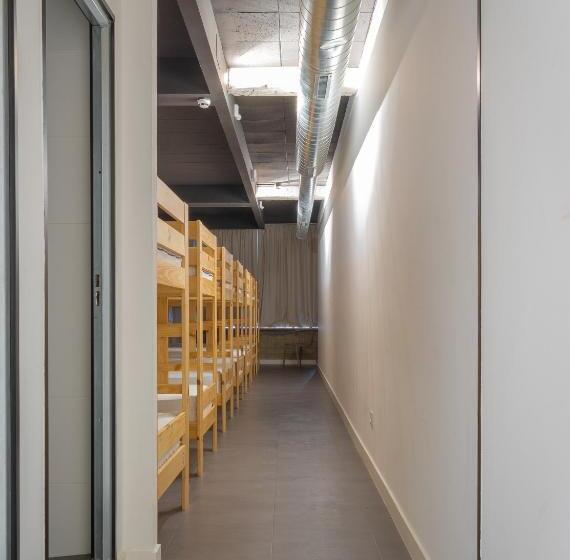 Кровать в Общей Комнате, Ekoos Hostel, Bilbao Eko Hostel