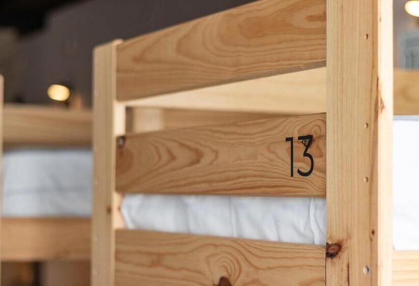 Кровать в Общей Комнате, Ekoos Hostel, Bilbao Eko Hostel