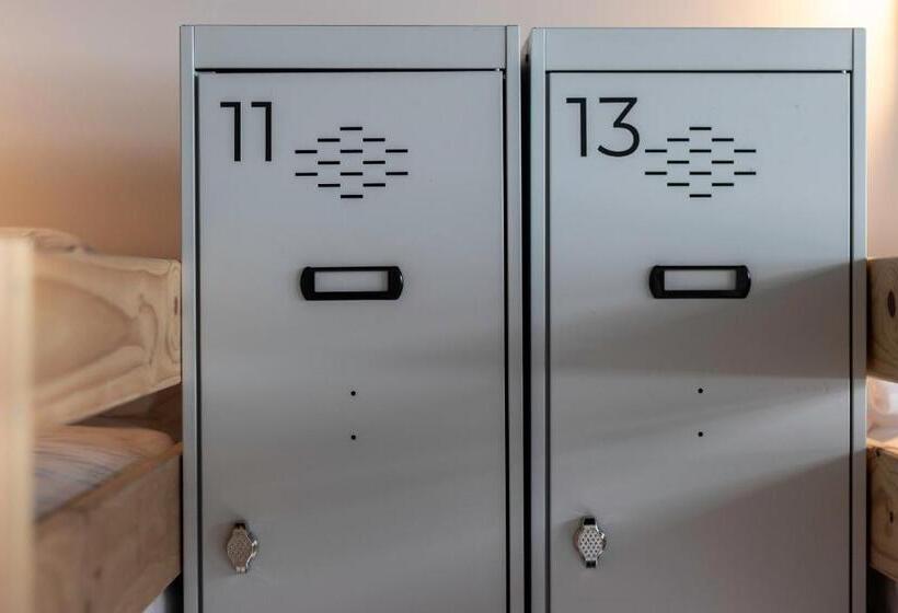 Кровать в Общей Комнате, Ekoos Hostel, Bilbao Eko Hostel