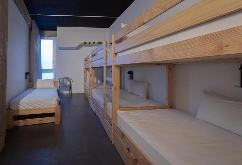Кровать в Общей Комнате, Ekoos Hostel, Bilbao Eko Hostel