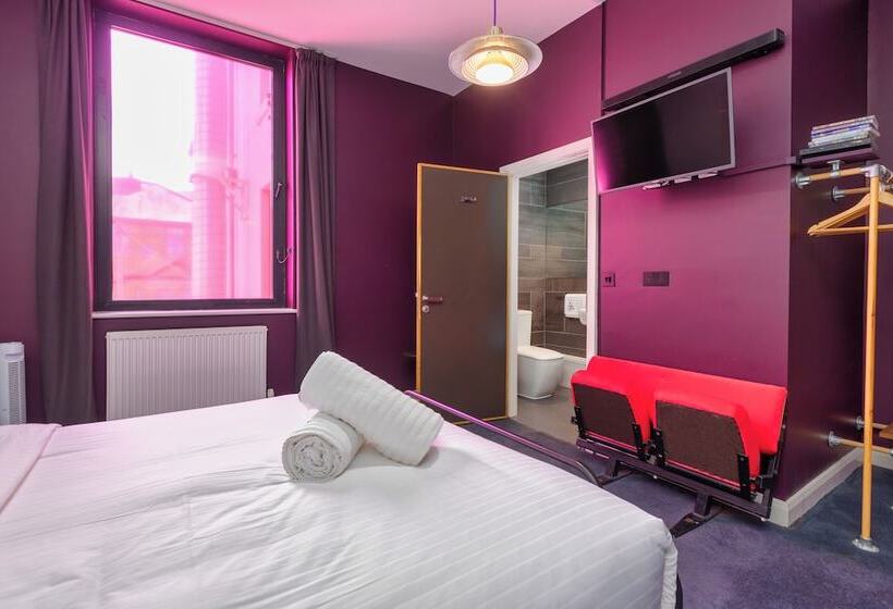 اتاق استاندارد, Art B&b