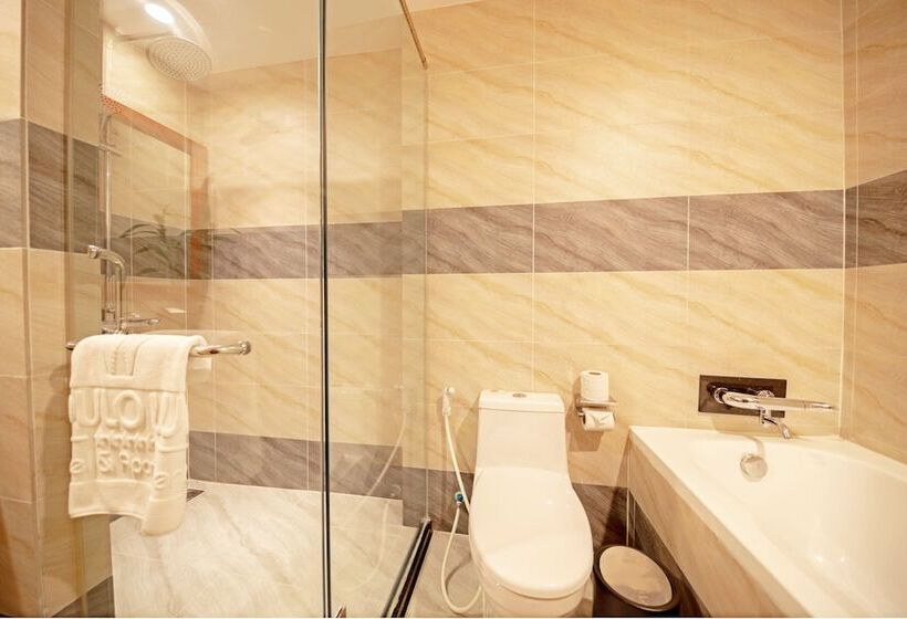 سوییت اجرایی, Poulo Wai Hotel & Apartment