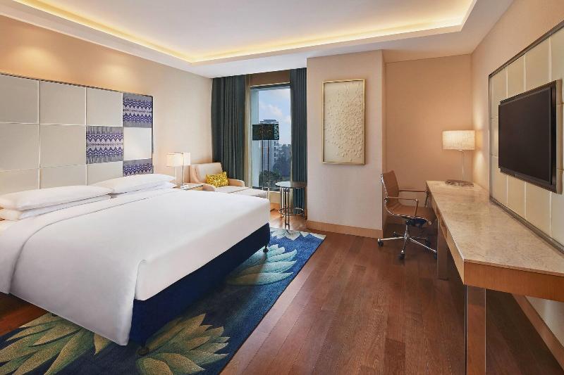 اتاق لوکس با تخت بزرگ, Renaissance Dhaka Gulshan