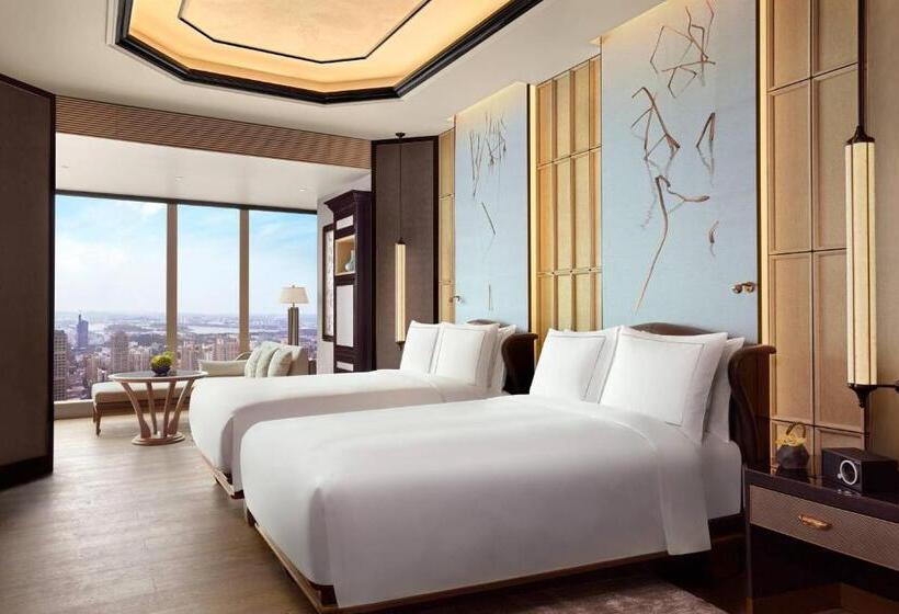 اتاق باشگاه با دید به دریاچه, The Ritzcarlton, Nanjing