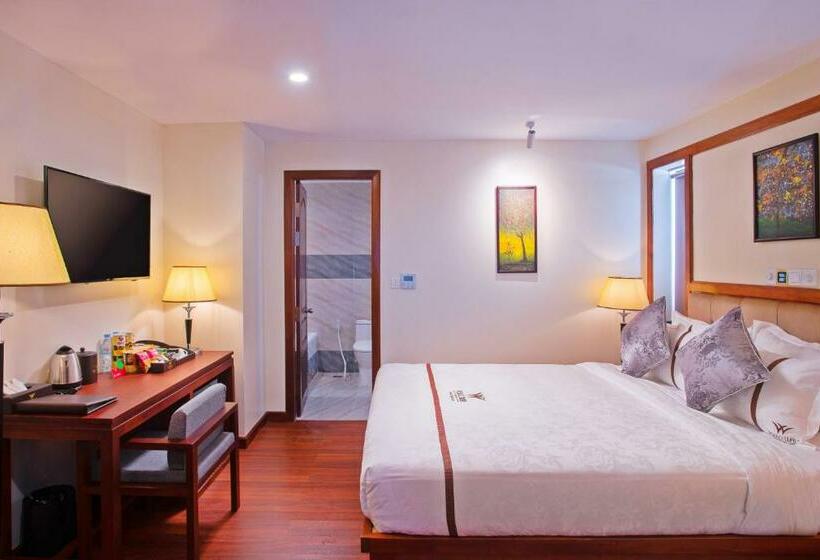 اتاق لوکس با تخت بزرگ, Poulo Wai Hotel & Apartment