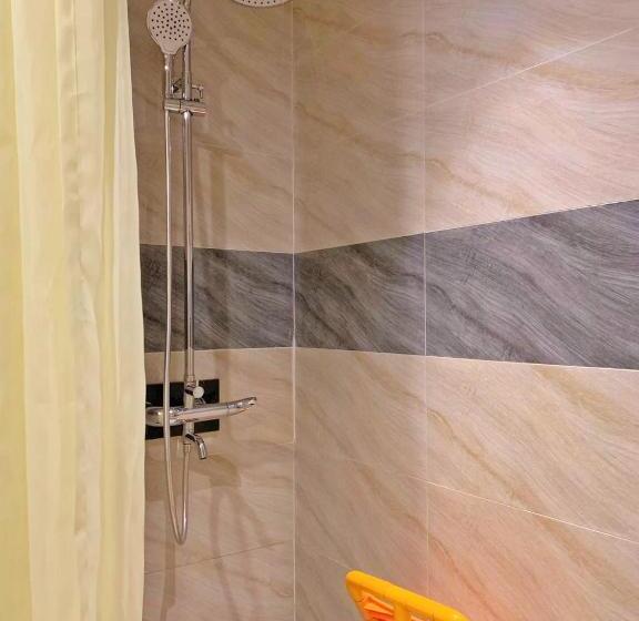 اتاق استاندارد با تخت بزرگ, Poulo Wai Hotel & Apartment