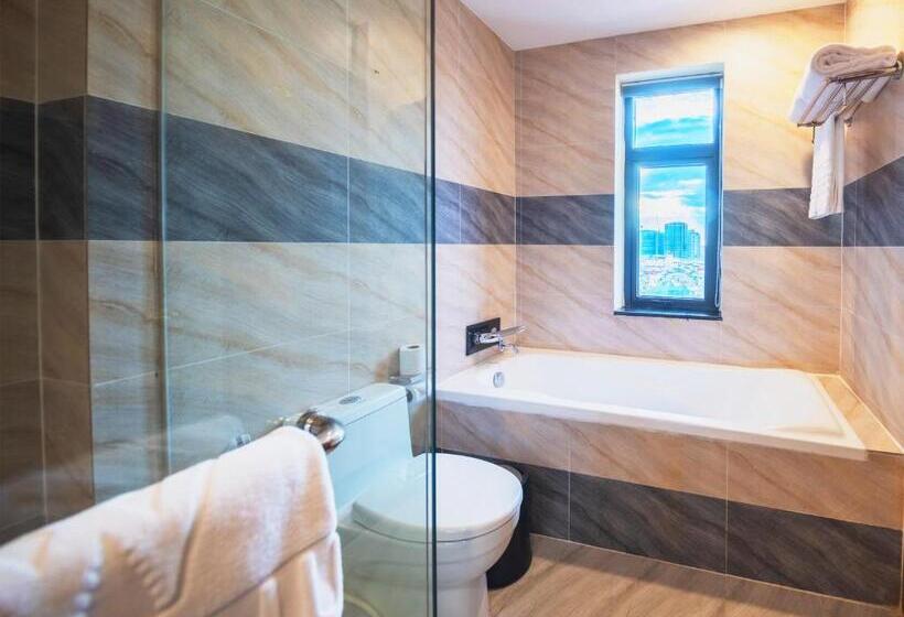 سوییت خانوادگی, Poulo Wai Hotel & Apartment