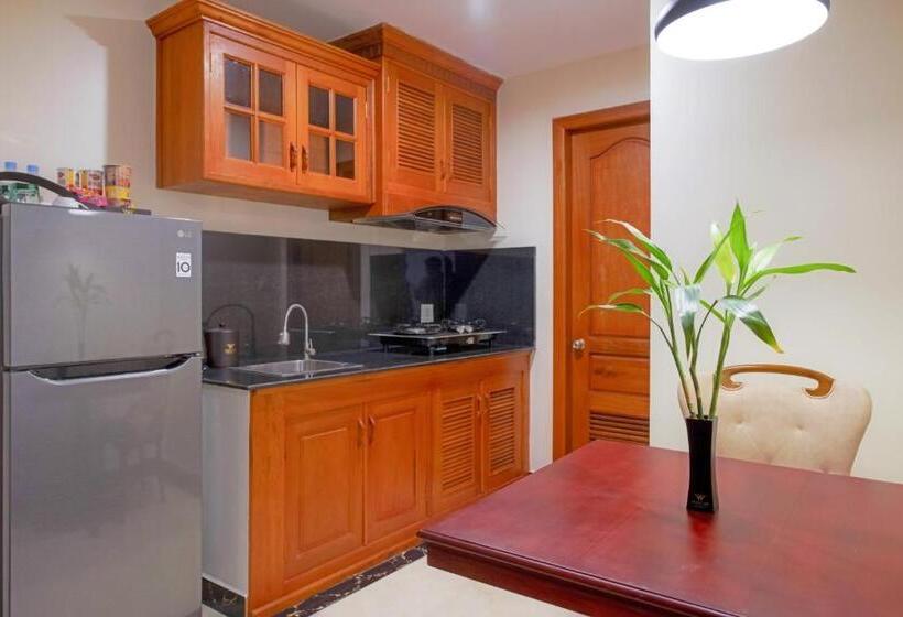استودیو اجرایی, Poulo Wai Hotel & Apartment