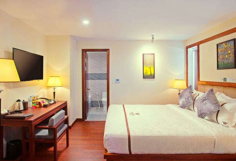 اتاق لوکس با تخت بزرگ, Poulo Wai Hotel & Apartment