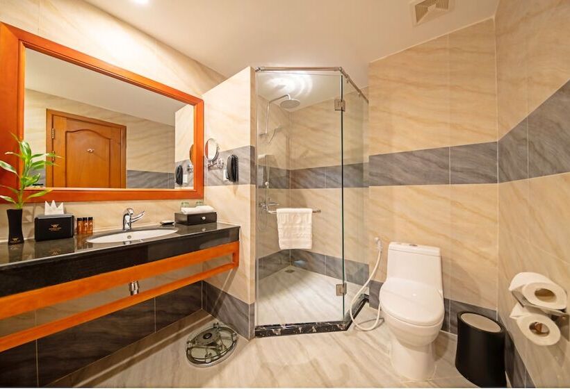 اتاق استاندارد با تخت بزرگ, Poulo Wai Hotel & Apartment