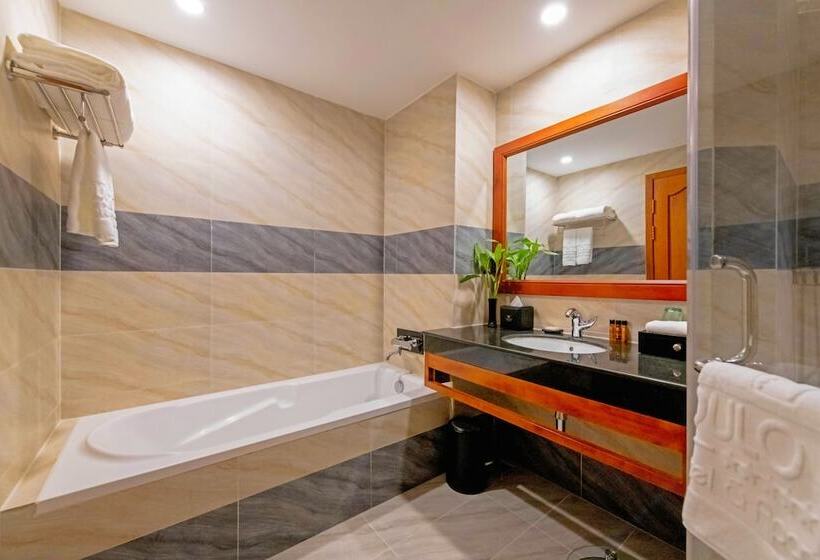 اتاق استاندارد سه نفره, Poulo Wai Hotel & Apartment