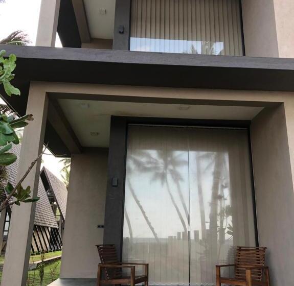 اتاق استاندارد با چشم‌انداز استخر, Soluna Beach Resort