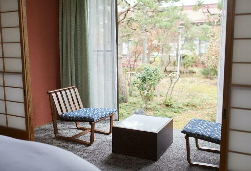 اتاق استاندارد با چشم‌انداز باغ, Takamiya Ryokan Sagiya Sansorai