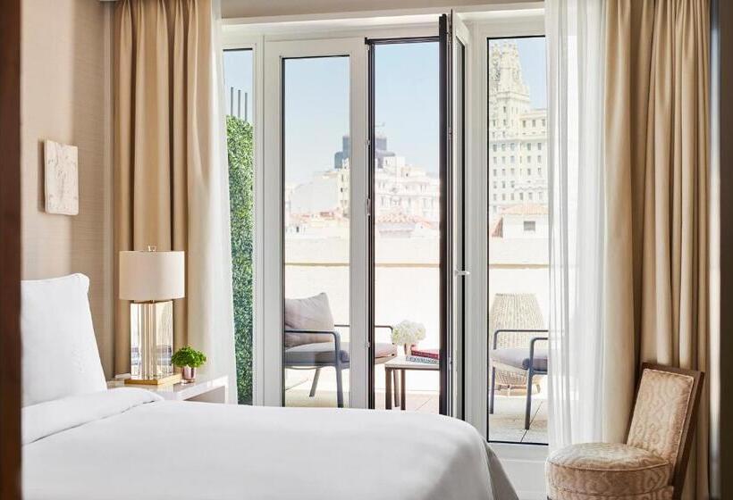 Suite with Terrace, Four Seasons  Madrid