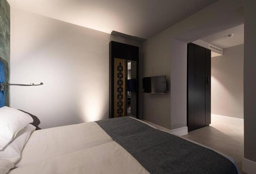 Семейный Номер, Boutique Hotel Cordial Malteses