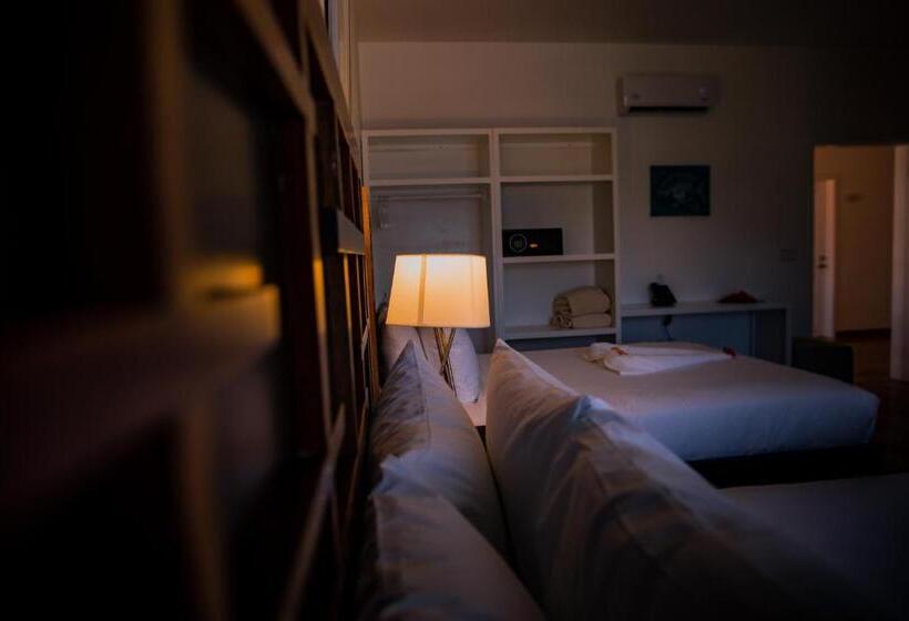 اتاق استاندارد, La Placita Inn