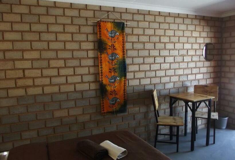 اتاق استاندارد, Stop 'n Stay Otavi Rest Camp