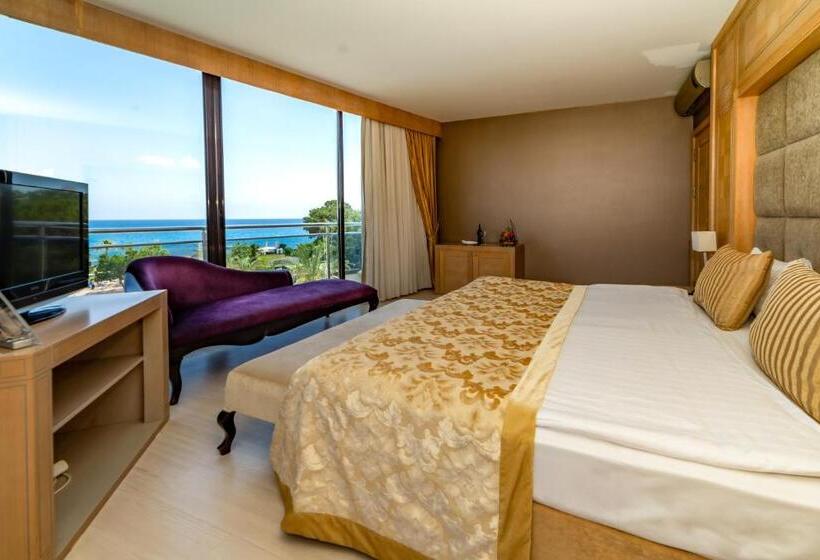 اتاق خانوادگی, Amara Luxury Resort & Villas