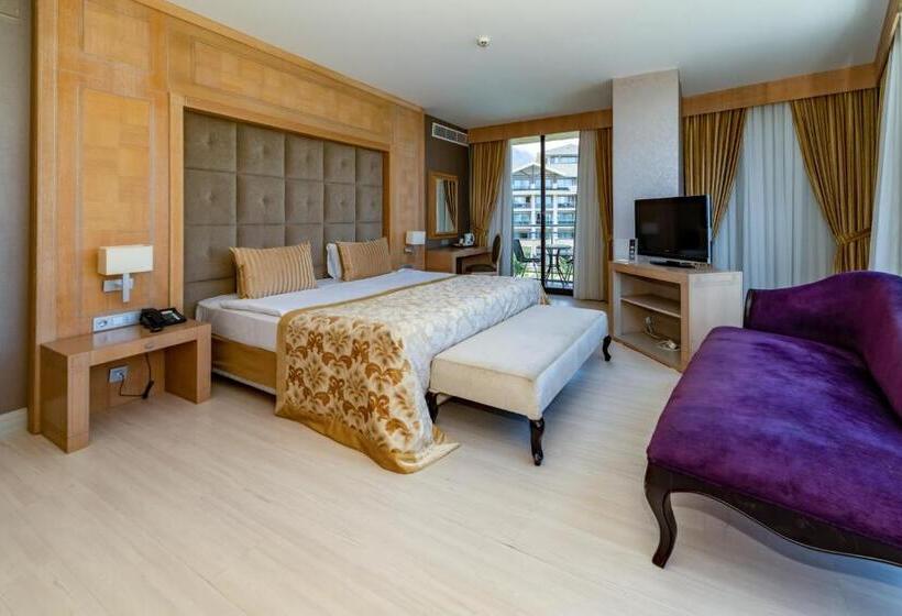 اتاق خانوادگی, Amara Luxury Resort & Villas