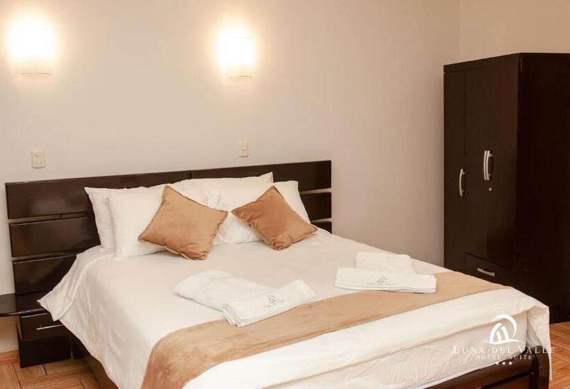 سوئیت پرزیدنت, Suite Luna Del Valle