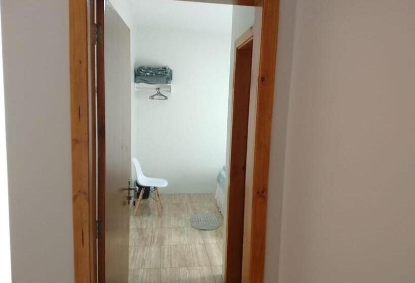 سوییت خانوادگی, Guesthouse Capitão 847