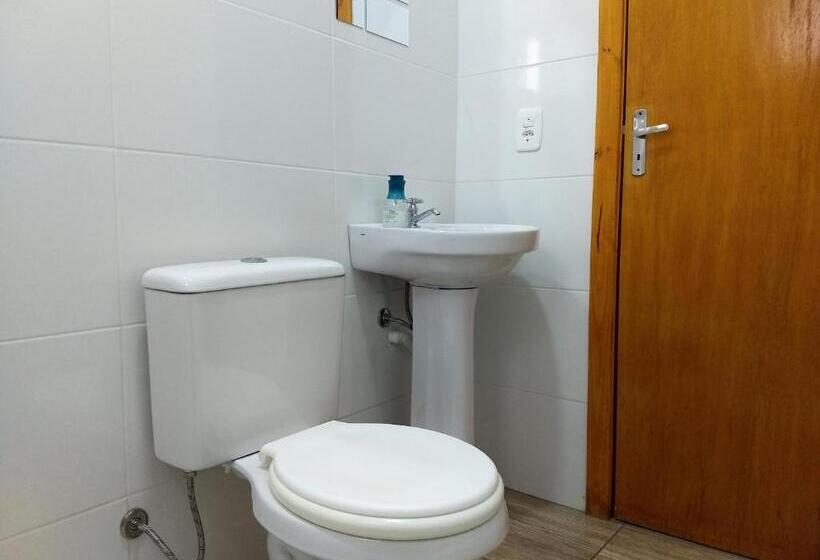 سوییت خانوادگی, Guesthouse Capitão 847