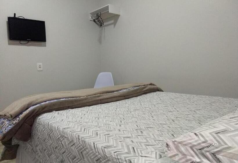 سوییت خانوادگی, Guesthouse Capitão 847
