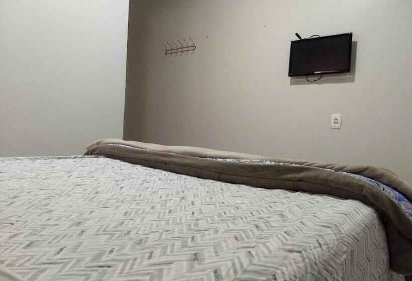 سوییت خانوادگی, Guesthouse Capitão 847