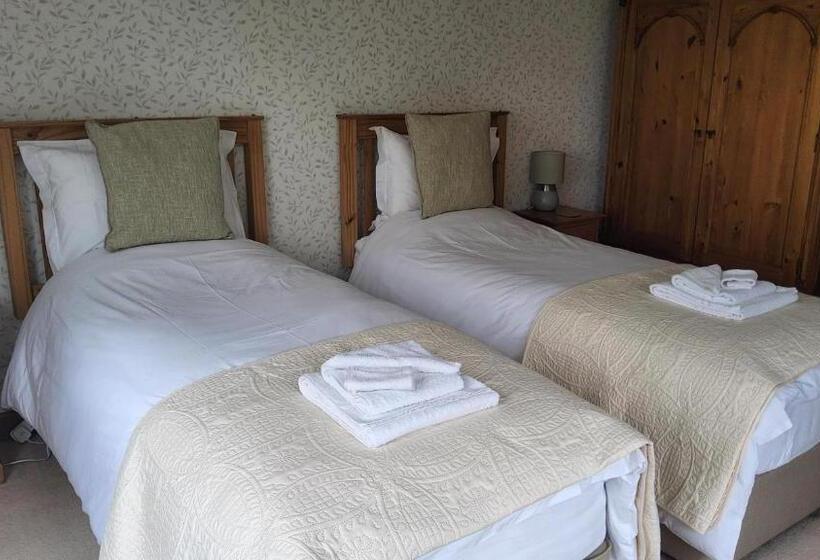 Standard room with outdoor bath, Ha Penny Acre