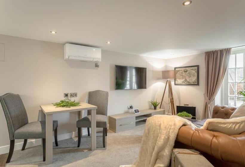 اتاق استاندارد, Heritage Mews Nottingham