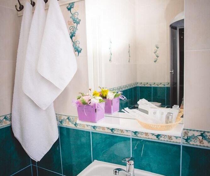 اتاق سوپریور, Mini Hotel White Lake