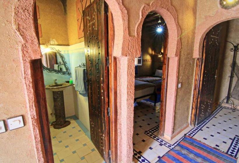 اتاق خانوادگی, Dar Tafouyte